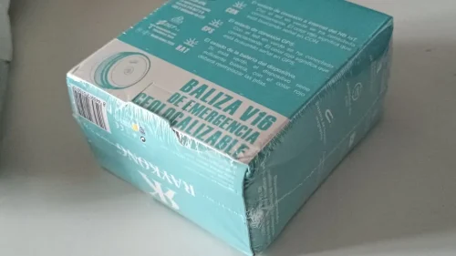 V16 DGT Approved Emergency Beacon  - Baliza V16 + Funda + Cargador + Ventosa photo review