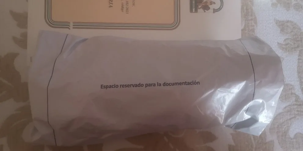 V16 DGT Approved Emergency Beacon  - Baliza V16 + Funda + Cargador + Ventosa photo review