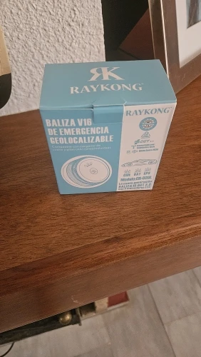 V16 DGT Approved Emergency Beacon  - Baliza V16 + Funda + Cargador + Ventosa photo review